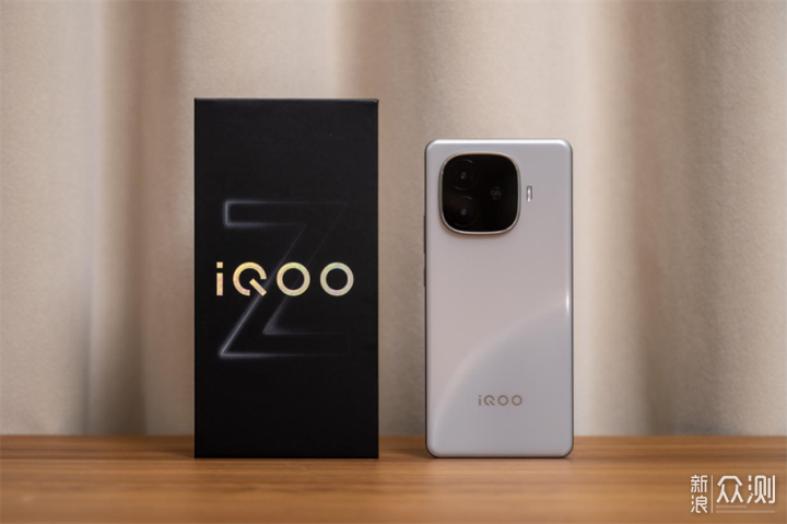 iQOO Z9 Turbo+：天玑9300+搭配自研Q1芯片_新浪众测