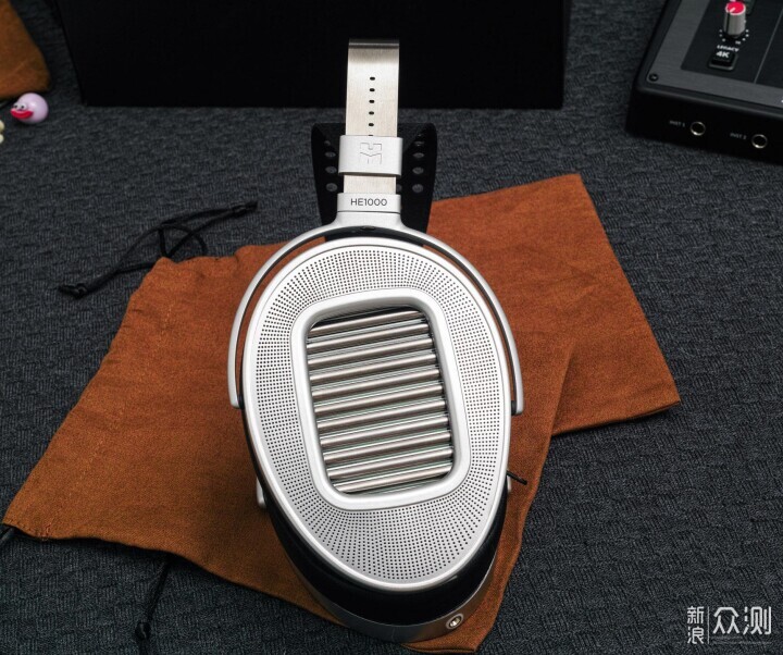 HIFIMAN 海菲曼 HE1000 UNVEILED平板振膜耳机_新浪众测