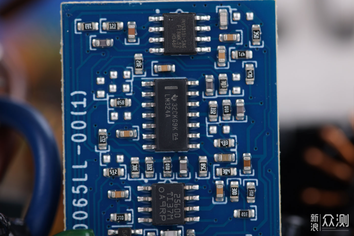 5毛钱1瓦的电源是不是好电源？拆解实测告诉你_新浪众测