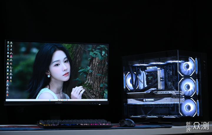 14600KF+4070Ti S黑色海景房装机分享_新浪众测