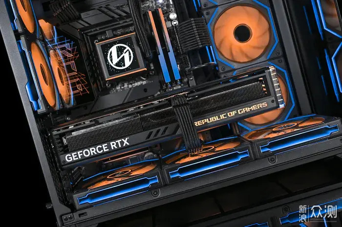 双12实力升级畅玩3A——ROG4080SUPER开箱简测_新浪众测