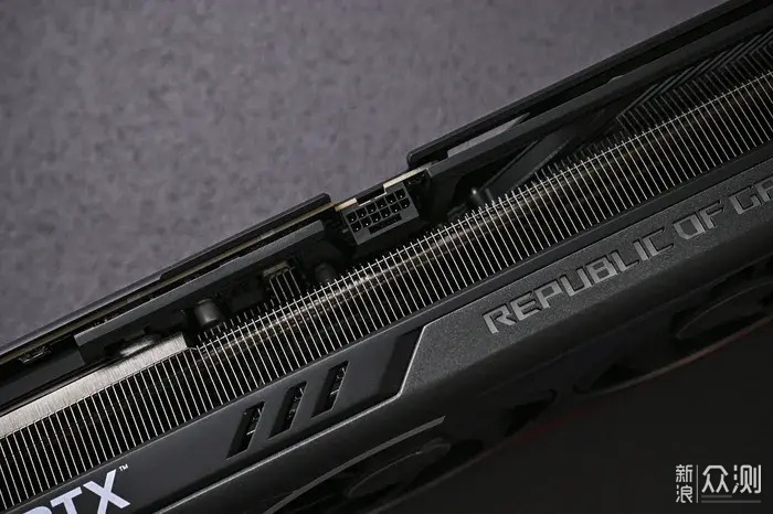 双12实力升级畅玩3A——ROG4080SUPER开箱简测_新浪众测