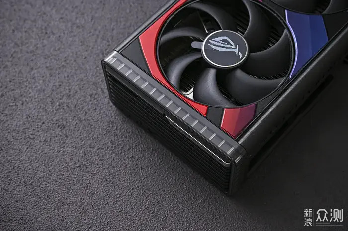 双12实力升级畅玩3A——ROG4080SUPER开箱简测_新浪众测