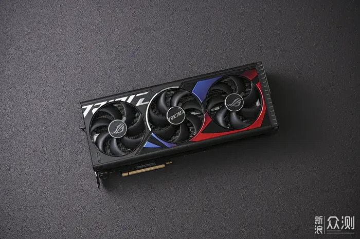 双12实力升级畅玩3A——ROG4080SUPER开箱简测_新浪众测