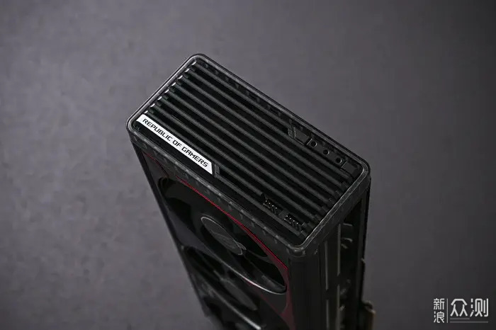 双12实力升级畅玩3A——ROG4080SUPER开箱简测_新浪众测