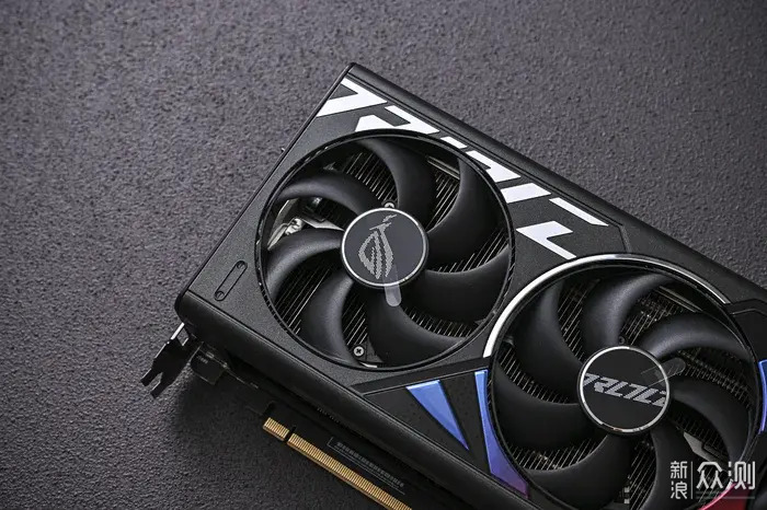 双12实力升级畅玩3A——ROG4080SUPER开箱简测_新浪众测