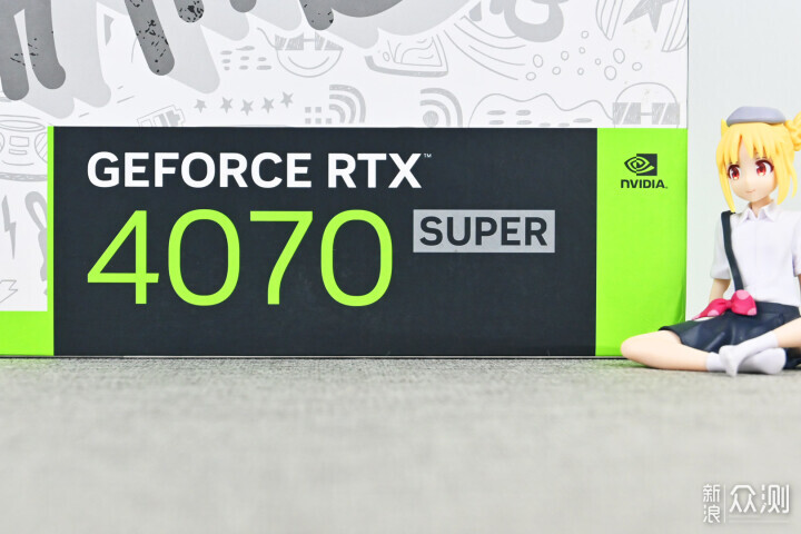 索泰RTX4070 SUPER X-GAMING欧泊白显卡试玩_新浪众测