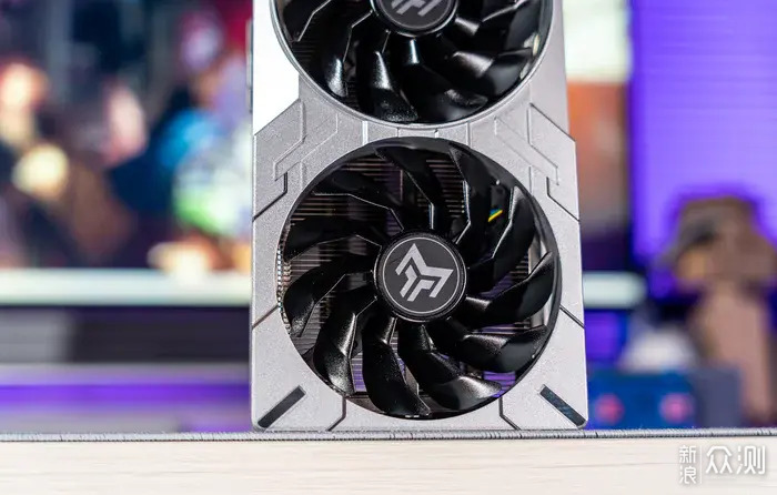 影驰4070Ti SUPER金属大师Plus显卡开箱测评_新浪众测