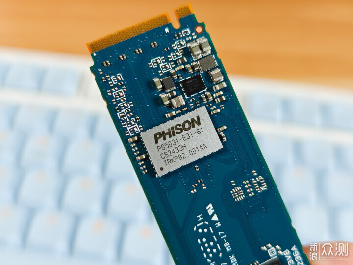 更快、价更低的PCIe5.0 SSD硬盘来了,铠侠VD10_新浪众测