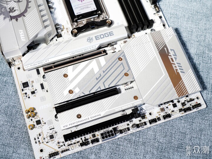 只比X870E差一点，B850 EDGE TI WIFI主板评测_新浪众测