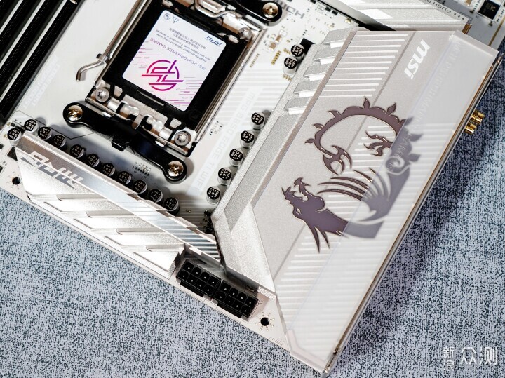 适用性很好！RTX5060 Ti金属大师白金版MAX OC_新浪众测