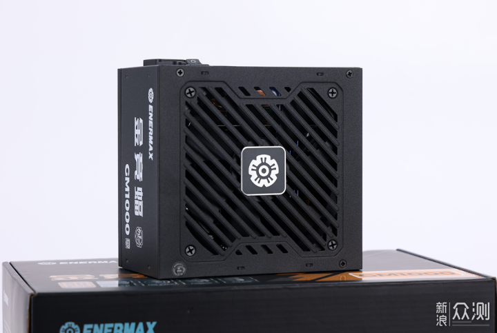 5090D用啥电源？安耐美金竞蝠GM1000W拆解实测_新浪众测