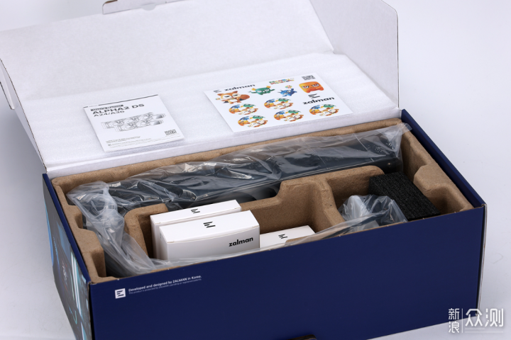 把水冷屏幕摆上桌面！ALPHA2 DS 360水冷实测_新浪众测