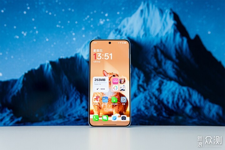 专门为游戏创建的OnePlus ACE5 Supreme Edition提供。
