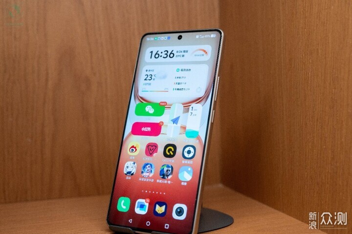 轻薄长续航还能畅快游戏iQOO Z10 Turbo+​​_新浪众测