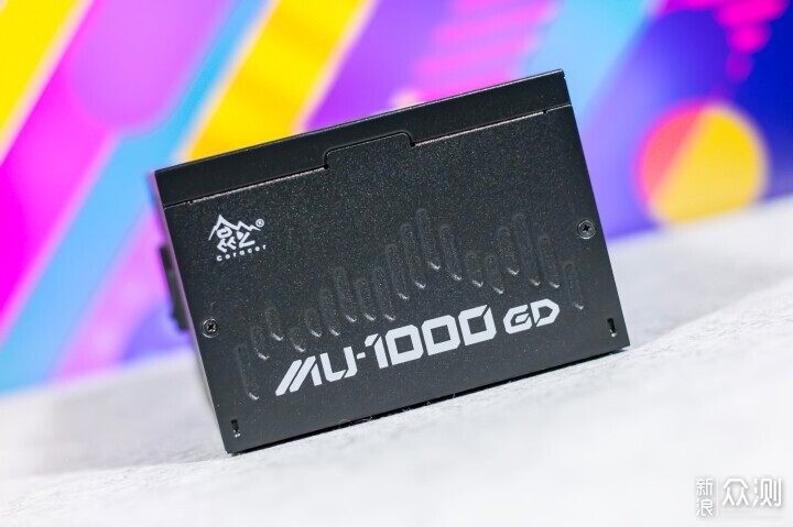昆仑山海MU-1000GD数字电源拆解+装机实测_新浪众测