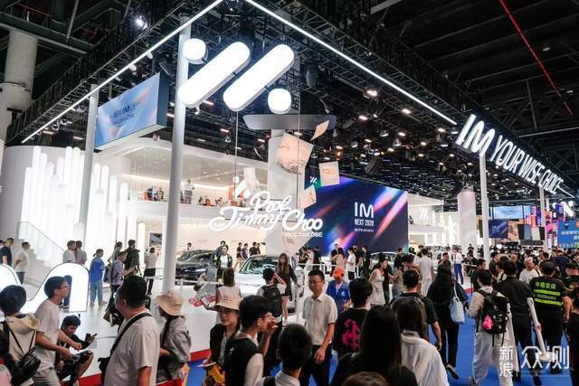 2026成都车展,智己发布“NEXT·2028”战略_新浪众测