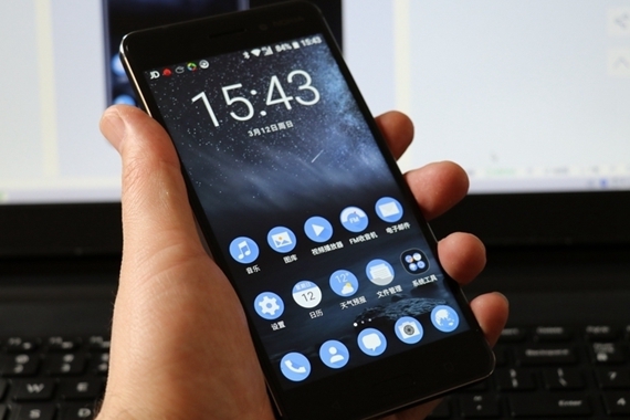 Nokia 6 : 一半是手机，一半是情怀