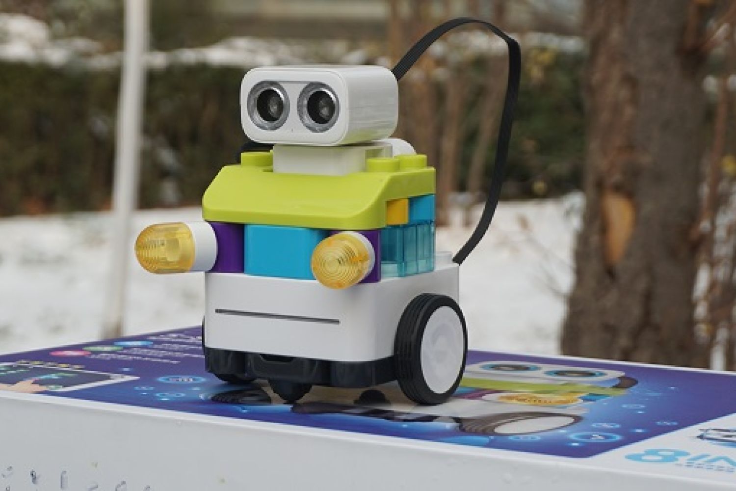 葡萄编程机器人：专注孩子玩具，体验满分葡萄