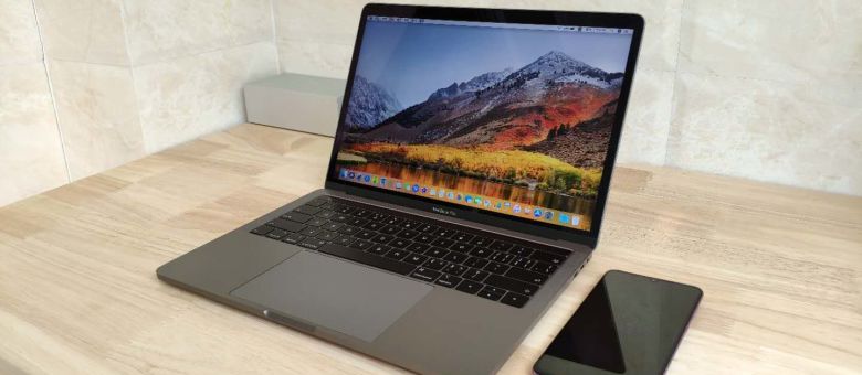MacBook Pro（2018）开箱上手_原创评测_新浪众测