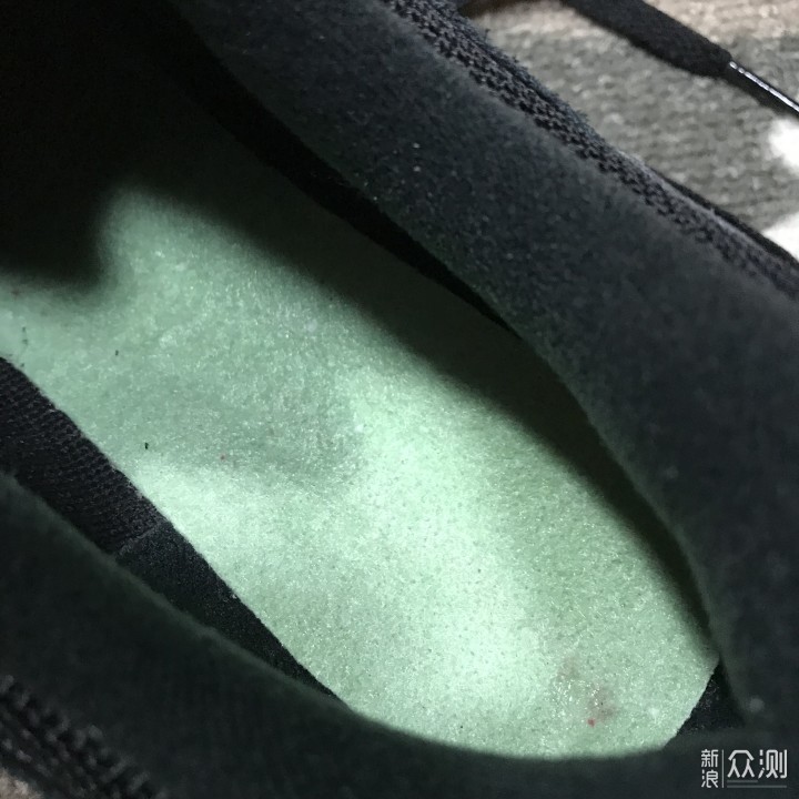 年末来晒Nike第一双气垫鞋——经典Air Max 1_新浪众测