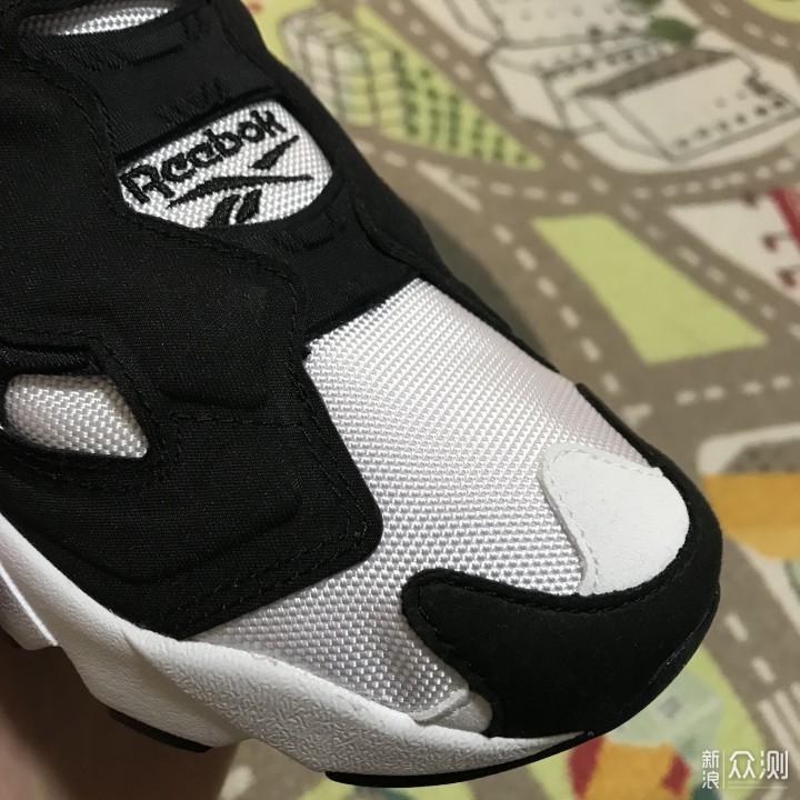 发布25年仍是经典！年末来晒Reebok PUMP FURY_新浪众测