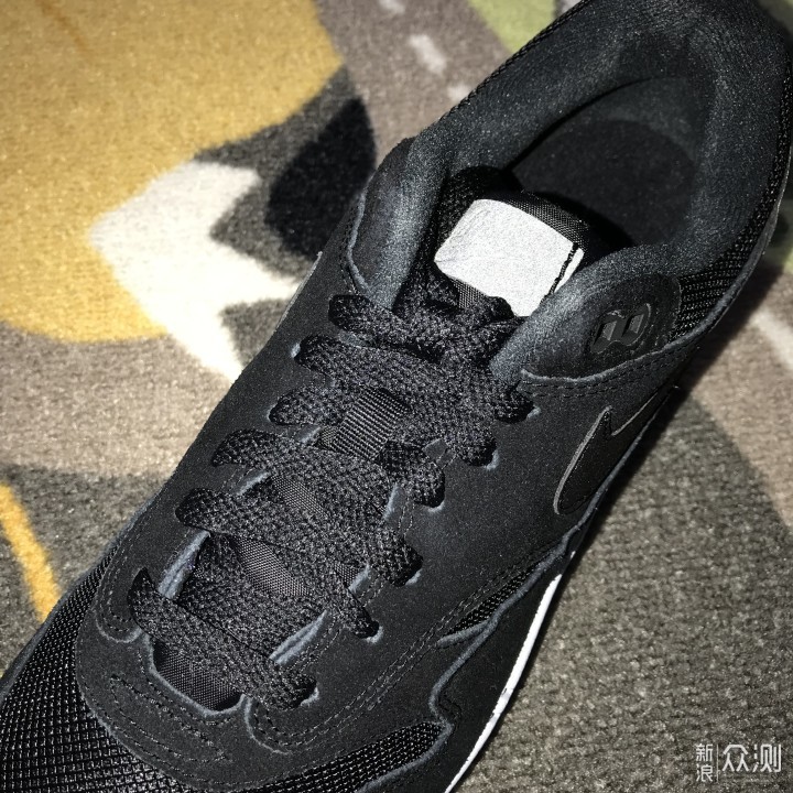 年末来晒Nike第一双气垫鞋——经典Air Max 1_新浪众测