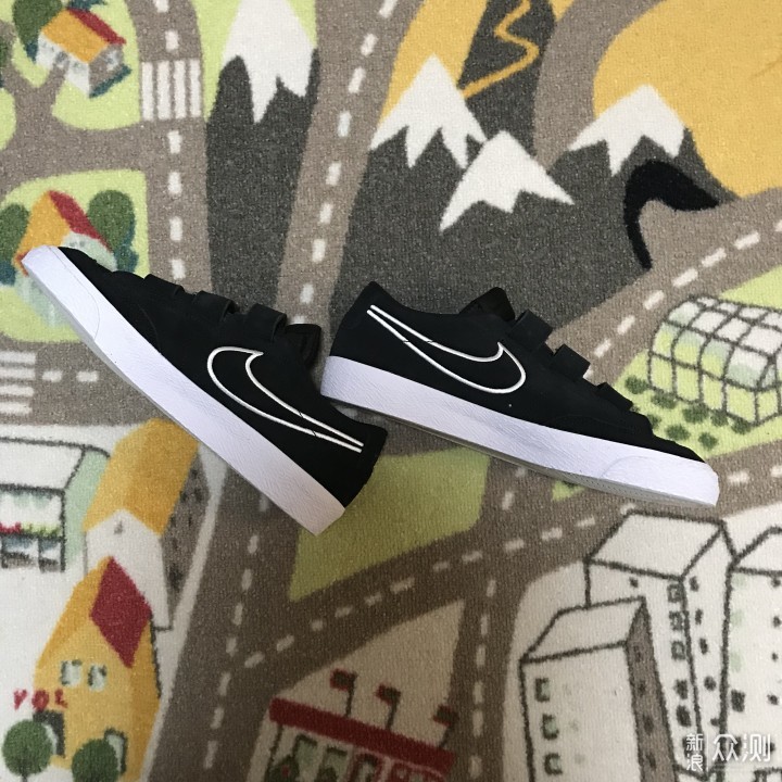 年末来晒晒NIKE的板鞋——SB ZOOM BLAZER AC_新浪众测