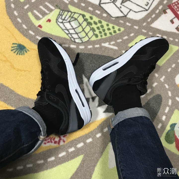 年末来晒Nike第一双气垫鞋——经典Air Max 1_新浪众测