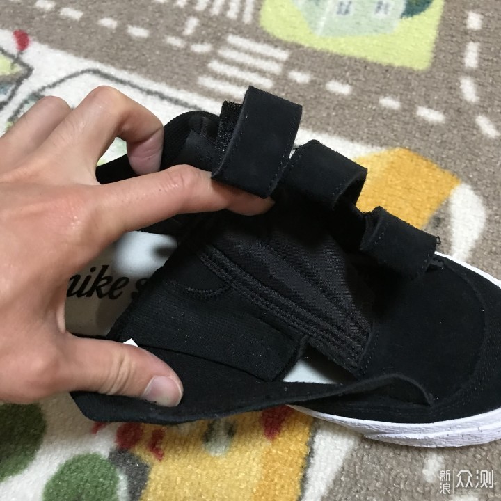 年末来晒晒NIKE的板鞋——SB ZOOM BLAZER AC_新浪众测