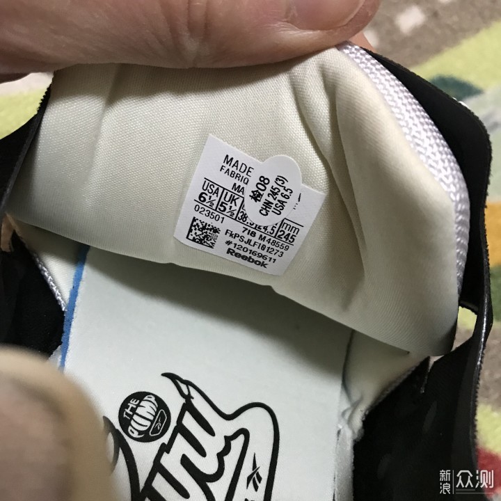 发布25年仍是经典！年末来晒Reebok PUMP FURY_新浪众测