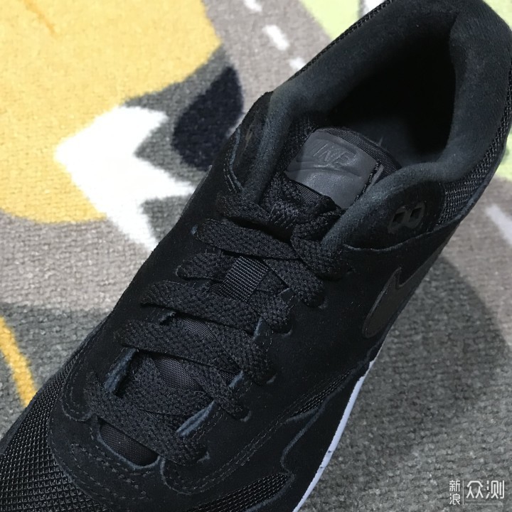 年末来晒Nike第一双气垫鞋——经典Air Max 1_新浪众测