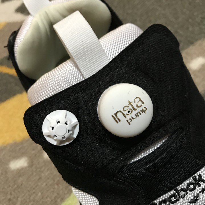 发布25年仍是经典！年末来晒Reebok PUMP FURY_新浪众测