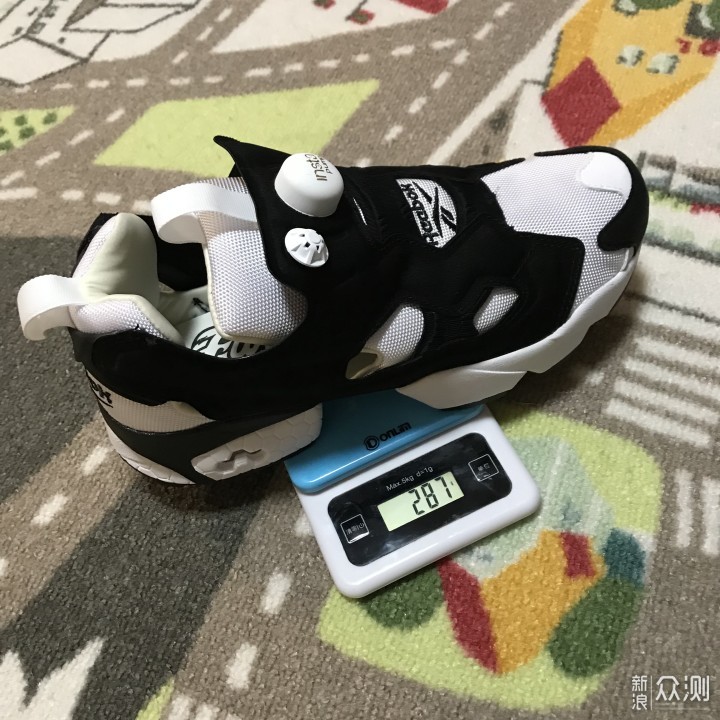 发布25年仍是经典！年末来晒Reebok PUMP FURY_新浪众测