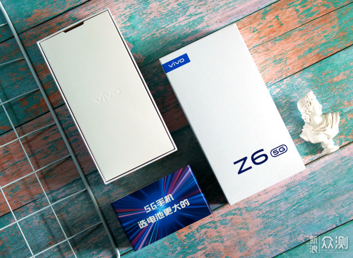 vivo Z6：拥有更大电池的高性能的5G手机_新浪众测