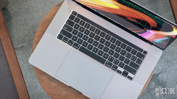 MacBook Air 和MacBook Pro有怎样的区别_新浪众测