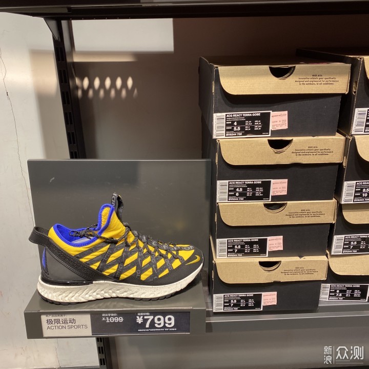 20年Nike粉见过最大折扣！来看看什么值得买_新浪众测