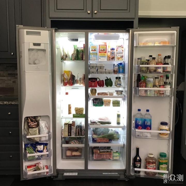 嵌入式冰箱争议那么大，为什么还是有人买？_新浪众测