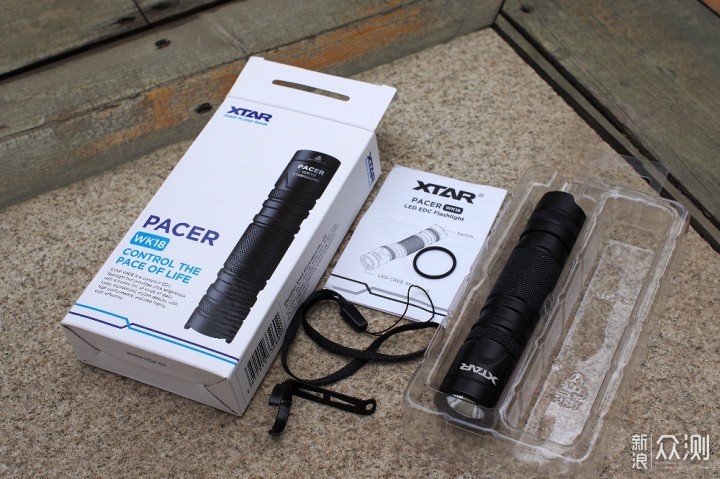 XTAR X2 充电套装& PACER-WK18手电轻评测_新浪众测