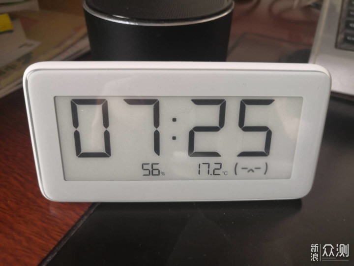 最美桌面时钟——米家电子温湿度计Pro轻体验_新浪众测