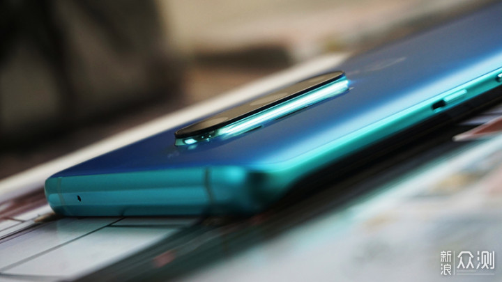 再次进化的感官享受，OnePlus 8 Pro深度体验_新浪众测