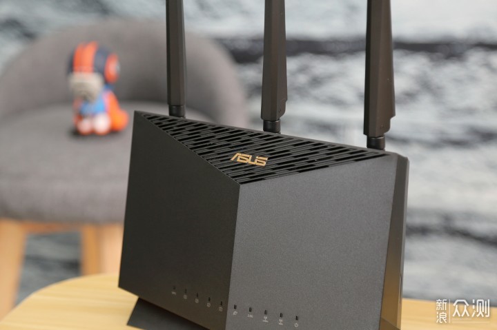 新一代WiFi 6路由：华硕RT-AX86U巨齿鲨评测_新浪众测