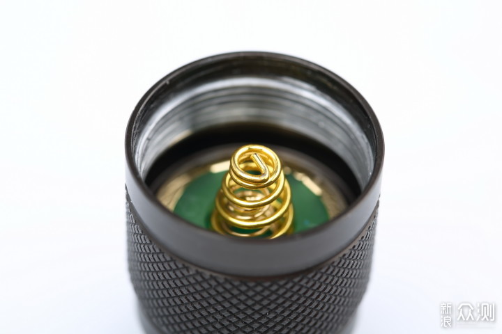 The classic continuation of 4000 lumens of turbulent straight JETBeam TH20 evaluation_China IT News