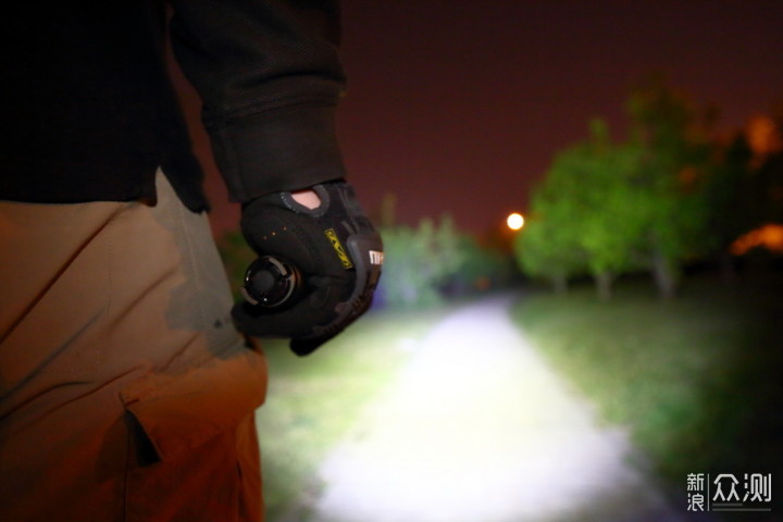 The classic continuation of 4000 lumens of turbulent straight JETBeam TH20 evaluation_China IT News