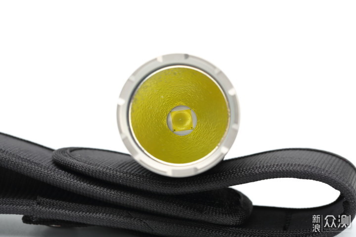 The classic continuation of 4000 lumens of turbulent straight JETBeam TH20 evaluation_China IT News