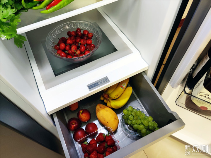 美的果润维C冰箱：大容量，不风干，长效保鲜_新浪众测