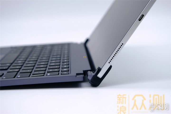 用实力划掉iPad跟MacBook中间的那条红线_新浪众测