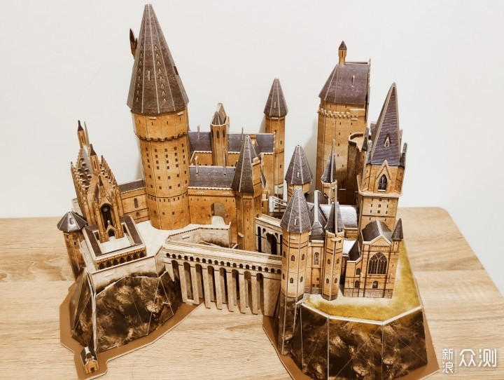独特益智玩具，霍格沃兹魔法城堡3D拼图更尽兴_新浪众测