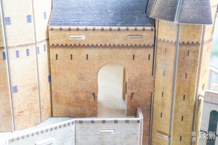 哈迷必入的3D立体拼图，乐立方霍格沃茨大城堡_新浪众测