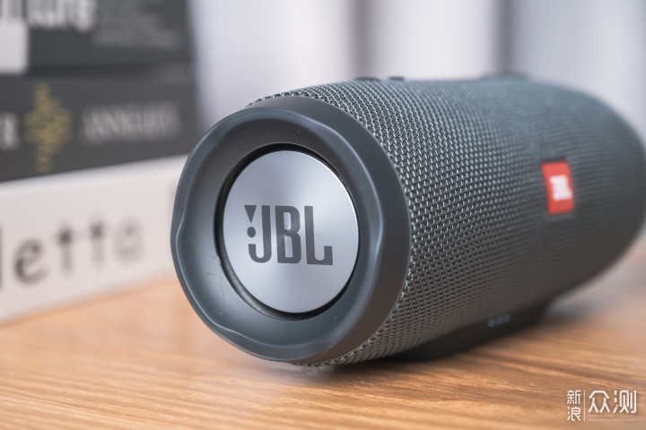 JBL CHARGE系列新品蓝牙音箱体验：便携又防水_新浪众测